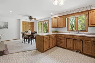 2581 White Pine Rd, Suamico, WI 54313 - Photo 7