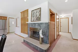 2581 White Pine Rd, Suamico, WI 54313 - Photo 9