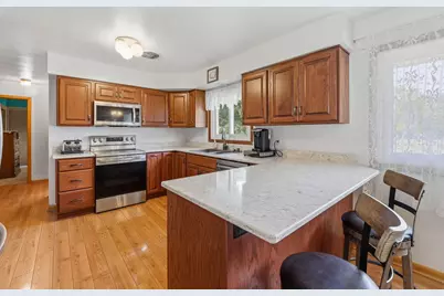 872 S Park Avenue, Fond du Lac, WI 54935 - Photo 7