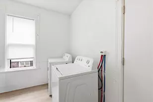 1010 N Division St, Appleton, WI 54911 - Photo 9