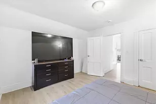 1010 N Division St, Appleton, WI 54911 - Photo 5