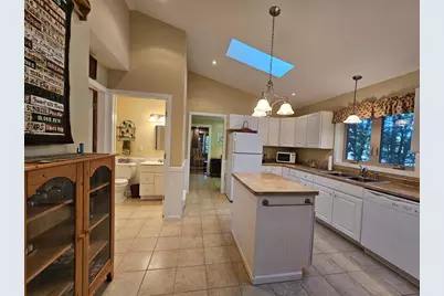 W5340 Badger Lane, Wild Rose, WI 54984 - Photo 7