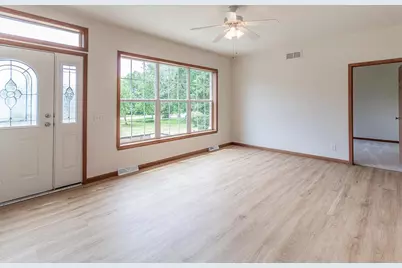 N4816 County Road B, New London, WI 54961 - Photo 7