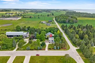 705 Lakeshore Dr, Kewaunee, WI 54216 - Photo 57