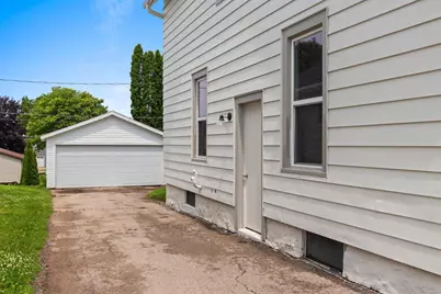 417 W Beacon Avenue, New London, WI 54961 - Photo 55