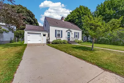 232 1st Street, Menominee, MI 49858 - Photo 5
