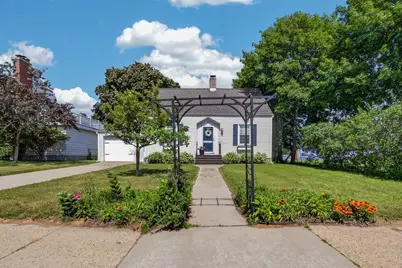 232 1st Street, Menominee, MI 49858 - Photo 3
