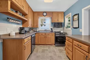 232 1st St, Menominee, MI 49858 - Photo 7