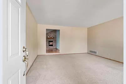1001 S Arlington Street, Appleton, WI 54915 - Photo 7