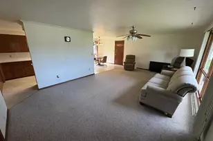 205 N Meyer St, Cecil, WI 54111 - Photo 17