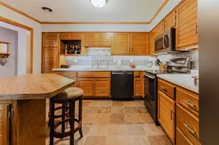2250 Meadowbrook Ct #C, Oshkosh, WI 54904 - Photo 5