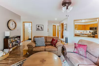 2250 Meadowbrook Court #Unit C, Oshkosh, WI 54904 - Photo 13