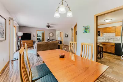 2250 Meadowbrook Court #Unit C, Oshkosh, WI 54904 - Photo 11