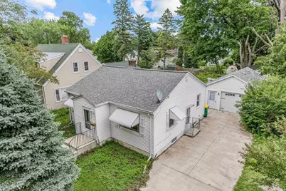 910 Wilson Avenue, Green Bay, WI 54303 - Photo 3
