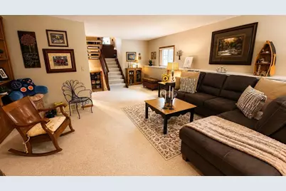 1385 W 18th Avenue #2, Oshkosh, WI 54902 - Photo 11