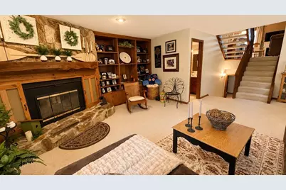 1385 W 18th Avenue #2, Oshkosh, WI 54902 - Photo 15