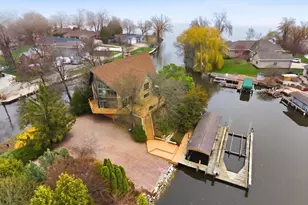 85 Lake Rest Ave, Oshkosh, WI 54902 - Photo 5
