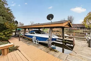 85 Lake Rest Ave, Oshkosh, WI 54902 - Photo 3