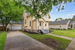 308 4th St, Neenah, WI 54956 - Photo 39