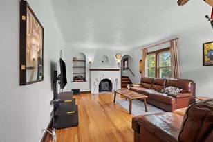 225 Gray St, Green Bay, WI 54303 - Photo 5