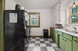 225 Gray St, Green Bay, WI 54303 - Photo 19