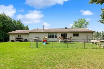 180 Chicago Court, Peshtigo, WI 54157 - Photo 5