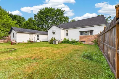 301 Burns Street, Marinette, WI 54143 - Photo 27