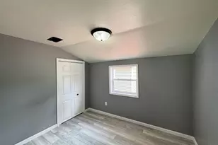 803 Demarest Ave, Waupaca, WI 54981 - Photo 9