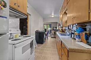 318 W Brewster St, Appleton, WI 54911 - Photo 9
