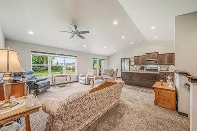 1532 Liberty Avenue, Neenah, WI 54956 - Photo 5