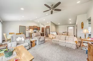 1532 Liberty Ave, Neenah, WI 54956 - Photo 3