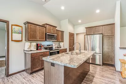 1532 Liberty Avenue, Neenah, WI 54956 - Photo 7