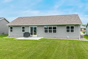1532 Liberty Ave, Neenah, WI 54956 - Photo 33