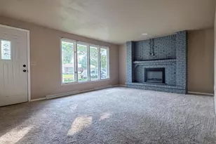 1000 W Browning St, Appleton, WI 54914 - Photo 5