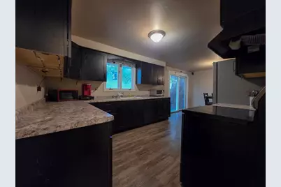 1000 W Browning Street, Appleton, WI 54914 - Photo 7