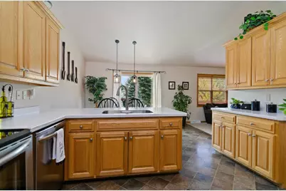 1843 Misty Moon Way, De Pere, WI 54115 - Photo 17