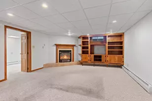 1203 Vly Vw Rd, Green Bay, WI 54304 - Photo 31
