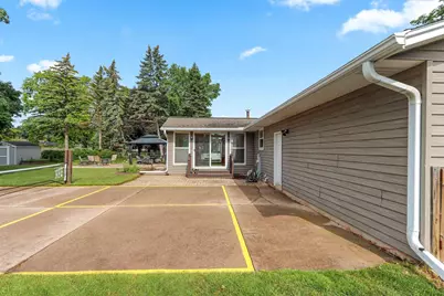 1203 Valley View Road, Green Bay, WI 54304 - Photo 49