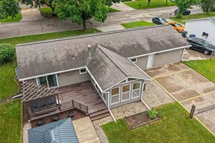 1203 Vly Vw Rd, Green Bay, WI 54304 - Photo 73