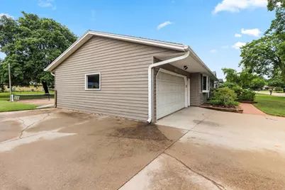 1203 Valley View Road, Green Bay, WI 54304 - Photo 43