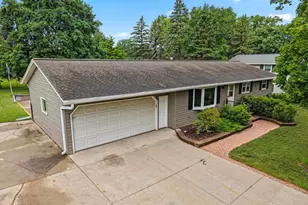 1203 Vly Vw Rd, Green Bay, WI 54304 - Photo 71