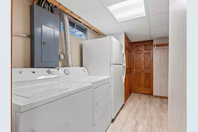 1203 Valley View Road, Green Bay, WI 54304 - Photo 37