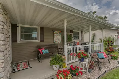 2112 S Oneida Street, Green Bay, WI 54304 - Photo 3