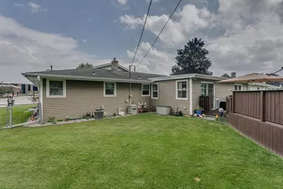 2112 S Oneida Street, Green Bay, WI 54304 - Photo 35