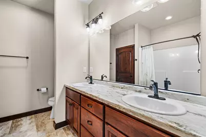 1270 Cameron Circle, Neenah, WI 54956 - Photo 23