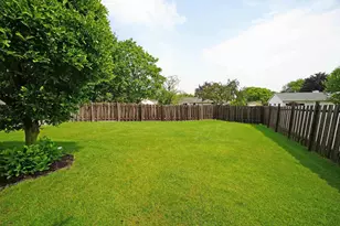3911 Popple Ct, Green Bay, WI 54301 - Photo 37