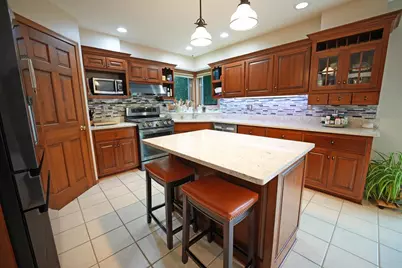 3911 Popple Court, Green Bay, WI 54301 - Photo 7