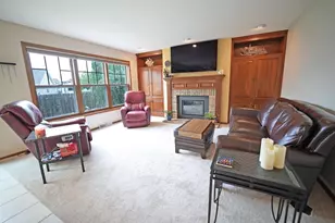 3911 Popple Ct, Green Bay, WI 54301 - Photo 11