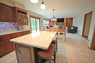 3911 Popple Court, Green Bay, WI 54301 - Photo 9