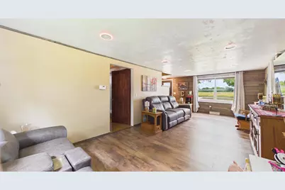 4020 N Ballard Road, Appleton, WI 54913 - Photo 9